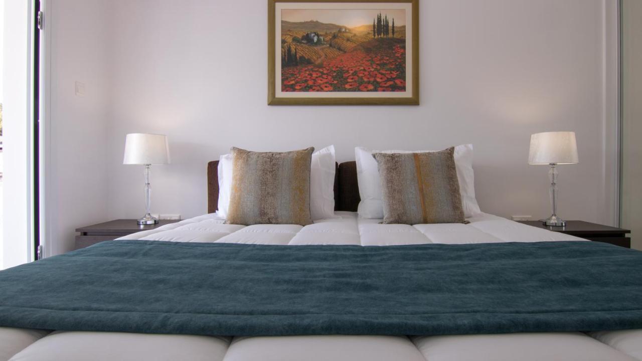 Phaedrus Living: Luxury Flat Semeli Apartment Paphos Ngoại thất bức ảnh