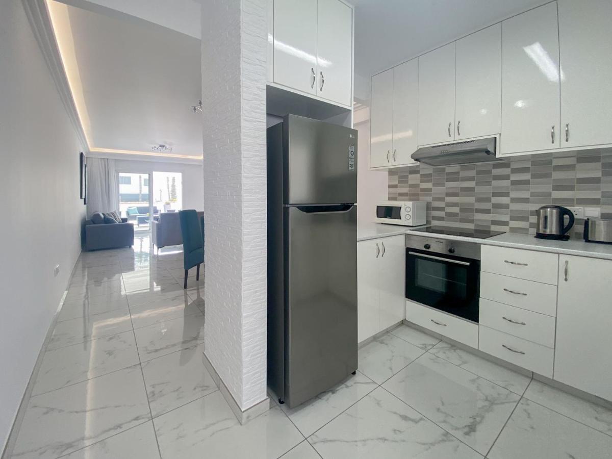 Phaedrus Living: Luxury Flat Semeli Apartment Paphos Ngoại thất bức ảnh