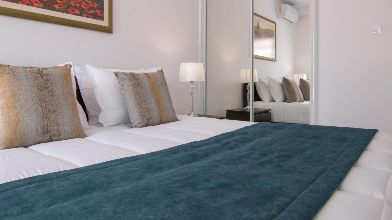 Phaedrus Living: Luxury Flat Semeli Apartment Paphos Ngoại thất bức ảnh