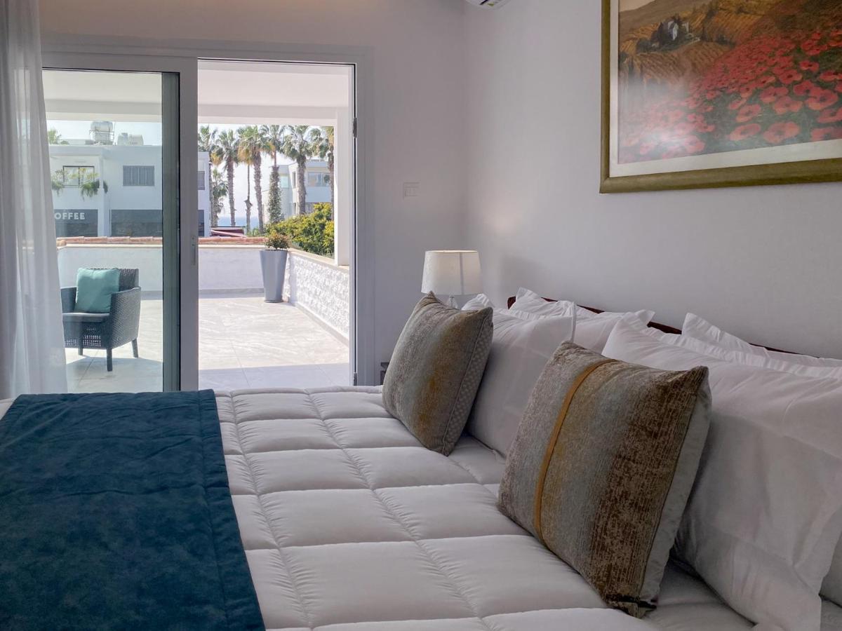Phaedrus Living: Luxury Flat Semeli Apartment Paphos Ngoại thất bức ảnh